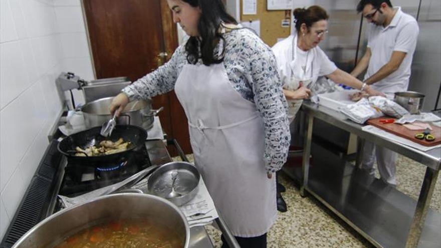 Cáritas gestiona el traslado del Centro Vida a una vivienda de la calle Pereros