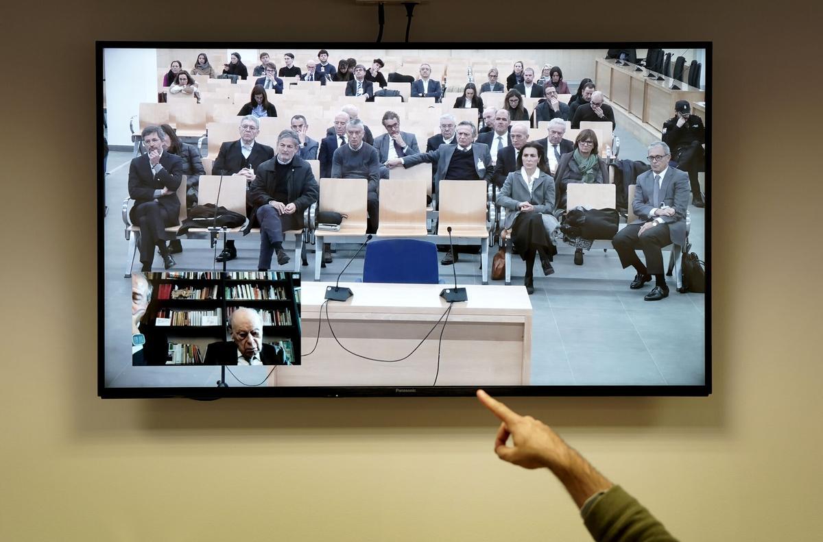 El expresidente de la Generalitat de Catalunya, Jordi Pujol, durante la videoconferencia en el juicio.