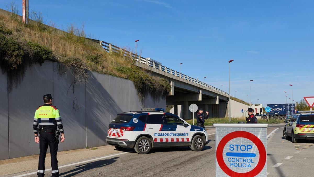 Un control de Trànsit dels Mossos d’Esquadra a l’Empordà durant aquest 2026.