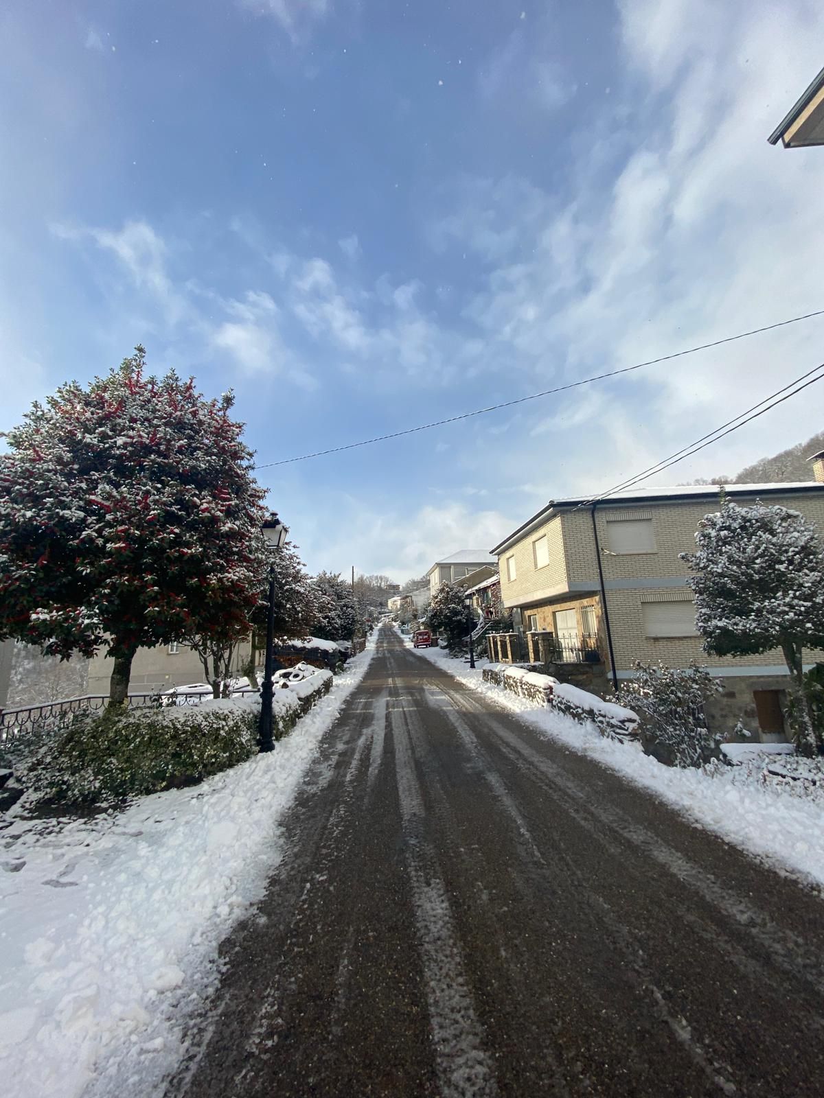 GALERÍA | La nieve deja un paisaje de ensueño en San Martín de Castañeda