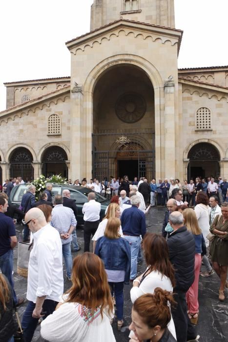 Funeral por el hostelero gijonés José Fernando González Espina