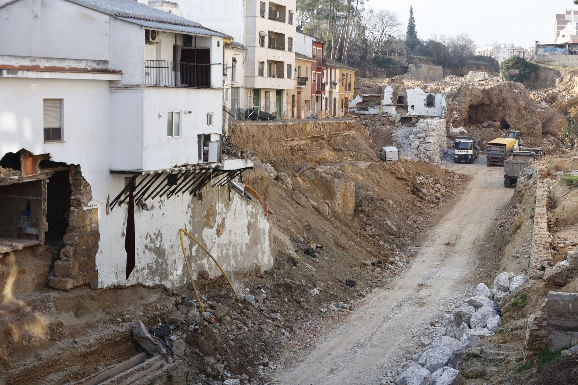 Chiva afronta los trabajos previos al derribo de las 25 viviendas y la limpieza de la rambla