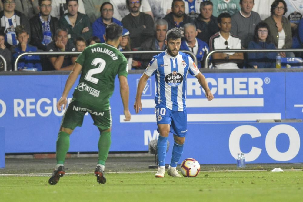 El Dépor le gana al Sporting en el descuento