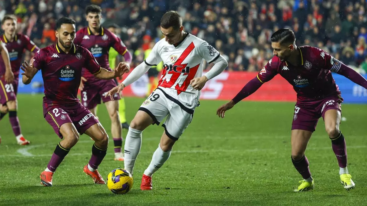 Un Rayo hist車rico prolonga la agon赤a del Valladolid