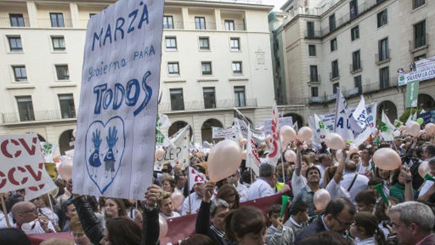 La enseñanza en valenciano crece un 28% en 20 años y corre &quot;peligro de involucionar&quot;