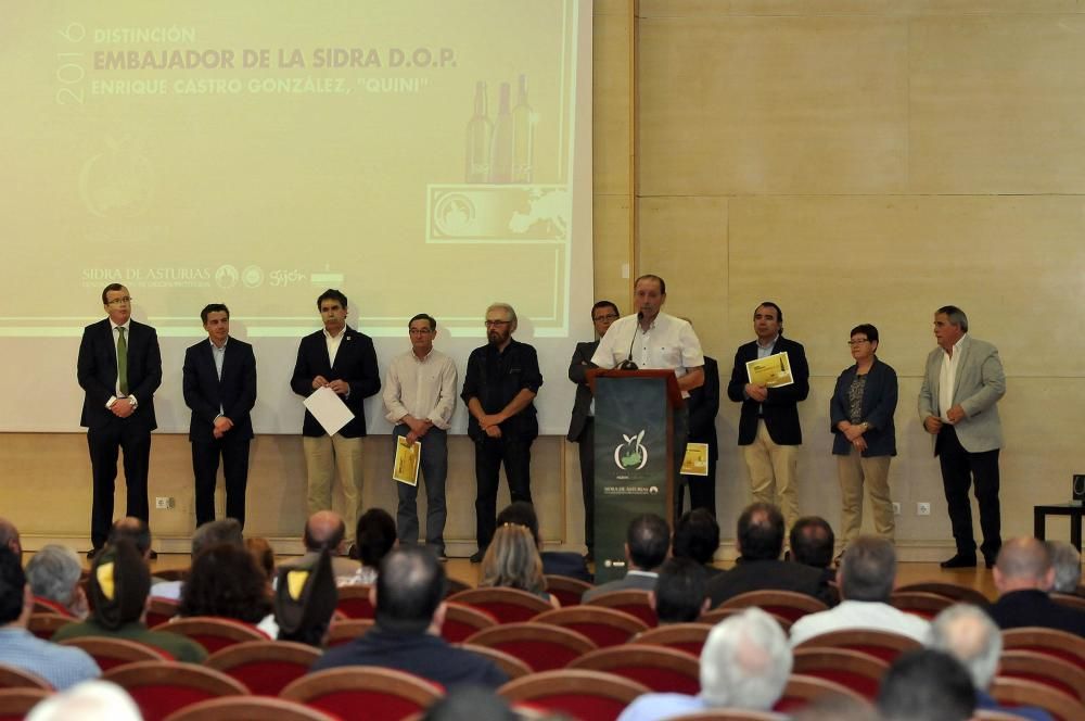 Presentación del VII Salón de la Sidra en el Recito Ferial de Santullano, Mieres