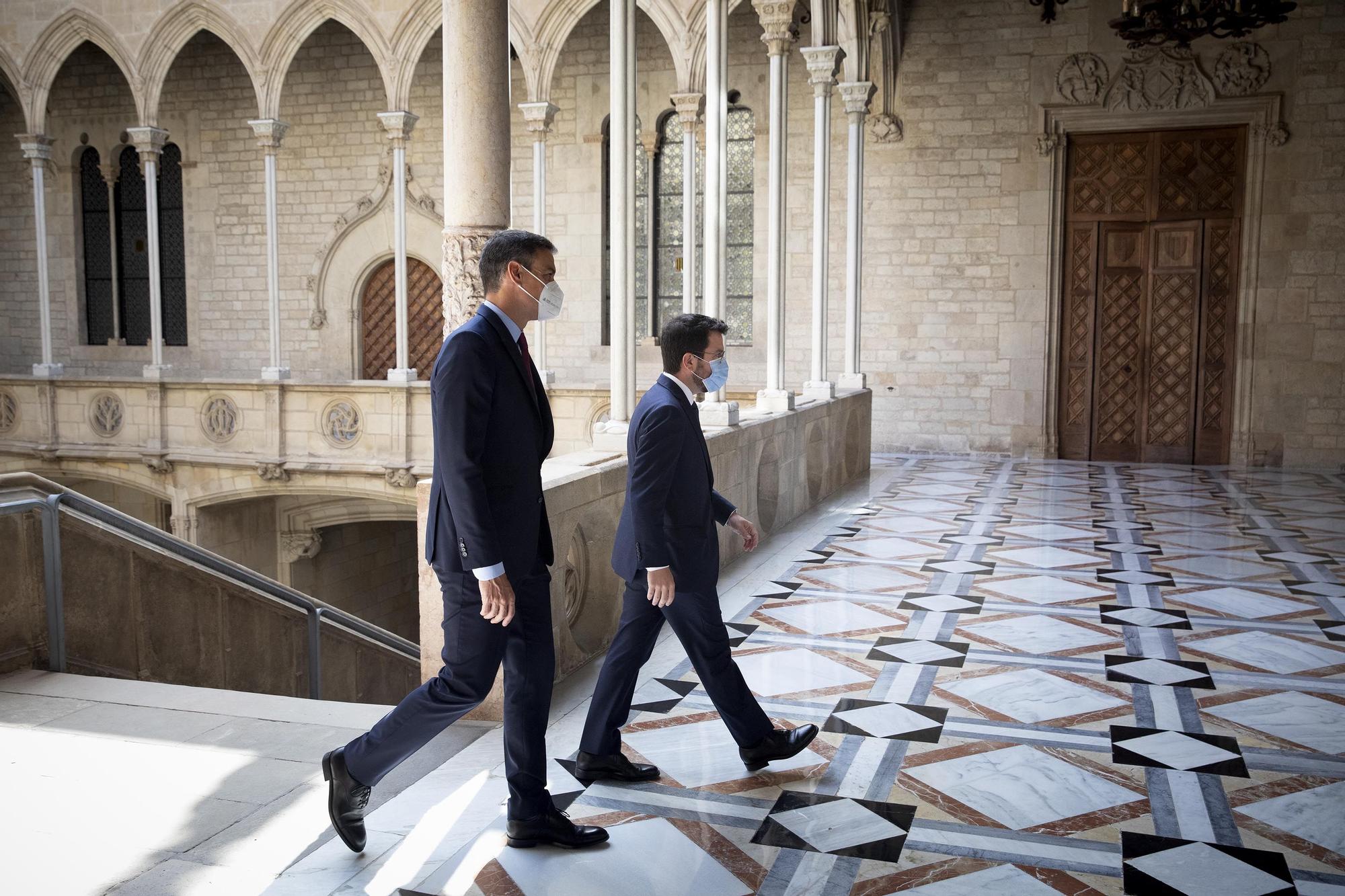 Reunión mesa de diálogo entre Pere Aragonés y Pedro Sánchez en el Palau de la Generalitat.