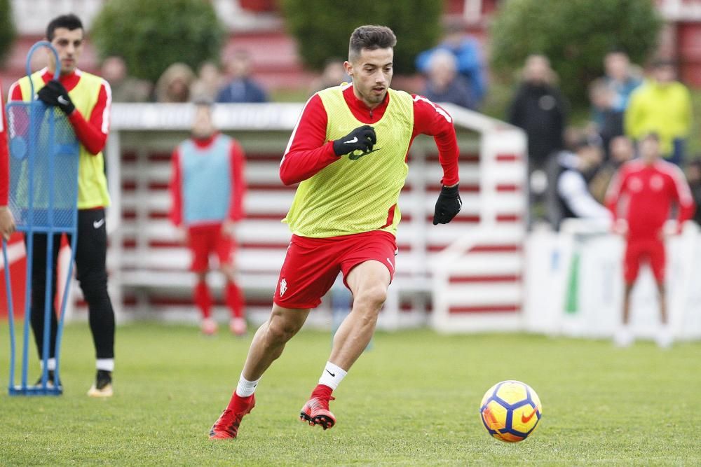 Jony vuelve a entrenar con el Sporting