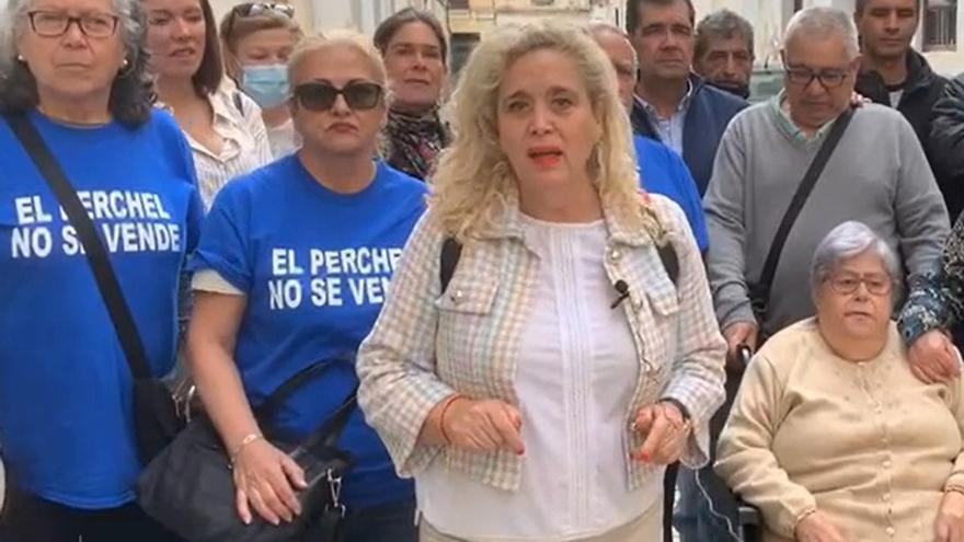 IU exige al Ayuntamiento que cumpla su compromiso y defienda a los vecinos de Callejones de El Perchel