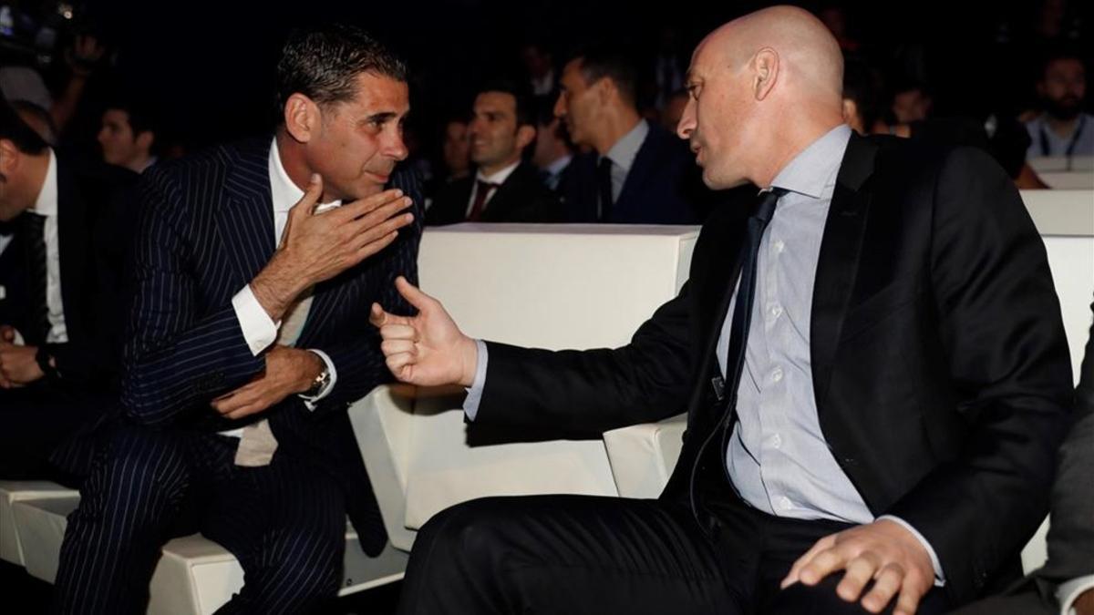 Fernando Hierro toma el mando tras la firme decisión de Luis Rubiales