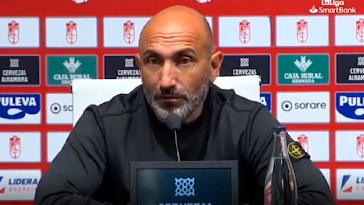 Abelardo, entrenador del Sporting, en rueda de prensa