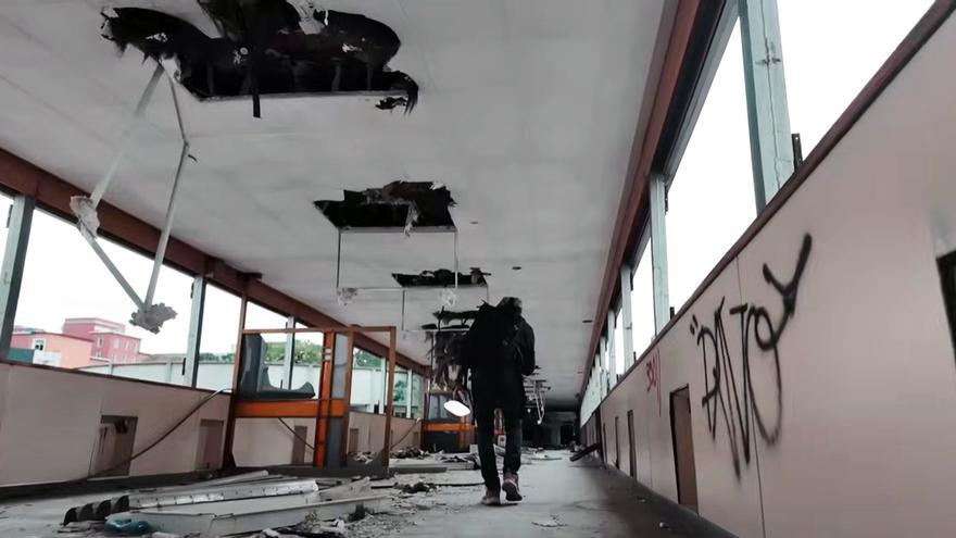 El continuo expolio del viejo HUCA harta al Cristo: "Roban lo que es nuestro"