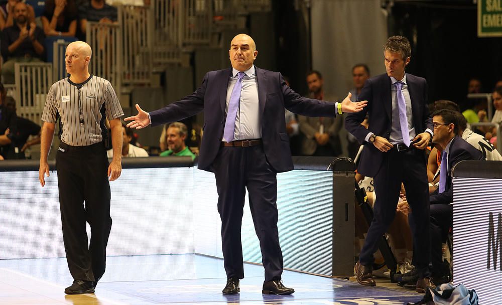 El conjunto de Luis Casimiro, con un inspirado Alberto Díaz (20 puntos), debuta en la Liga Endesa imponiéndose al Valencia Basket