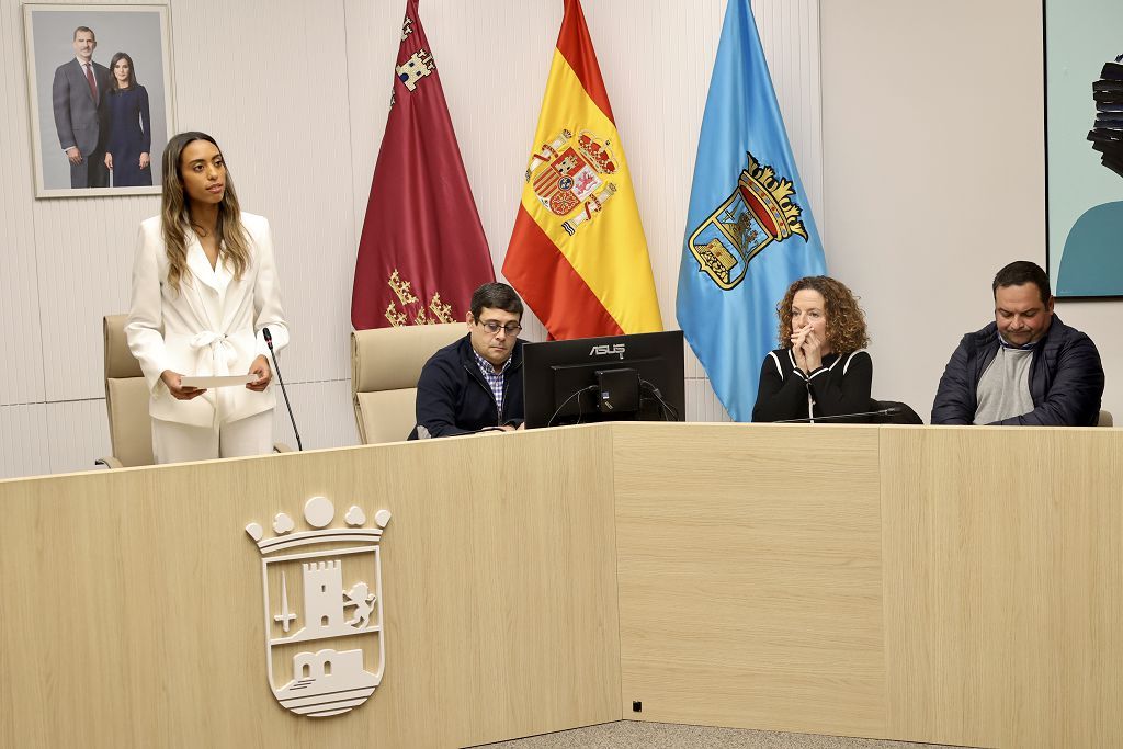 Las imágenes de la moción de censura en Alhama de Murcia
