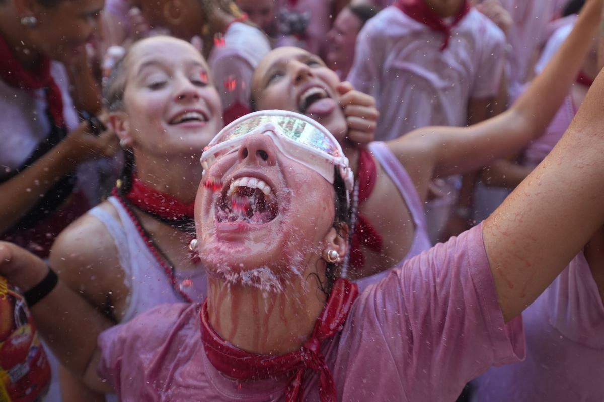 Pamplona se tiñe de rojo para el Chupinazo de las fiestas de San Fermín 2026.