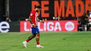 Se filtra la camiseta del Atlético con el antiguo escudo que ansiaba la  afición