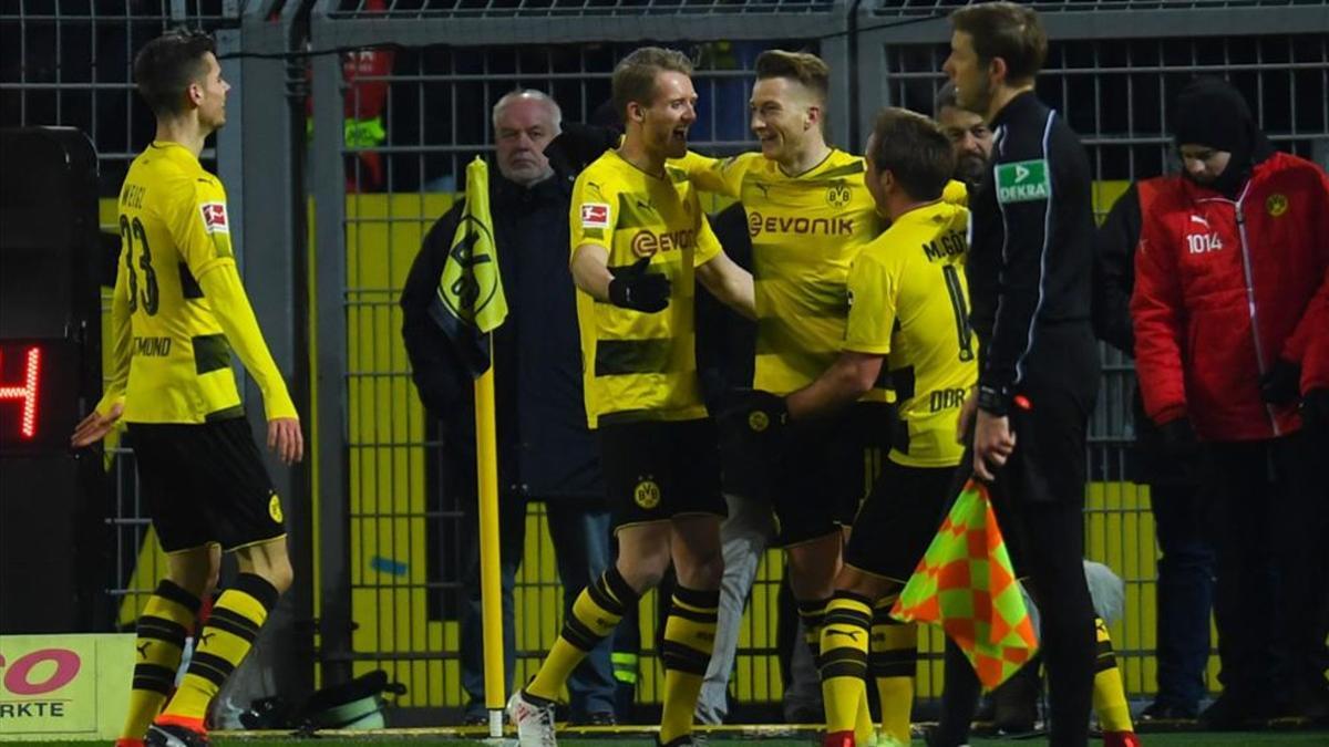 Celebración 'borusser' del gol de Reus que inauguró el marcador