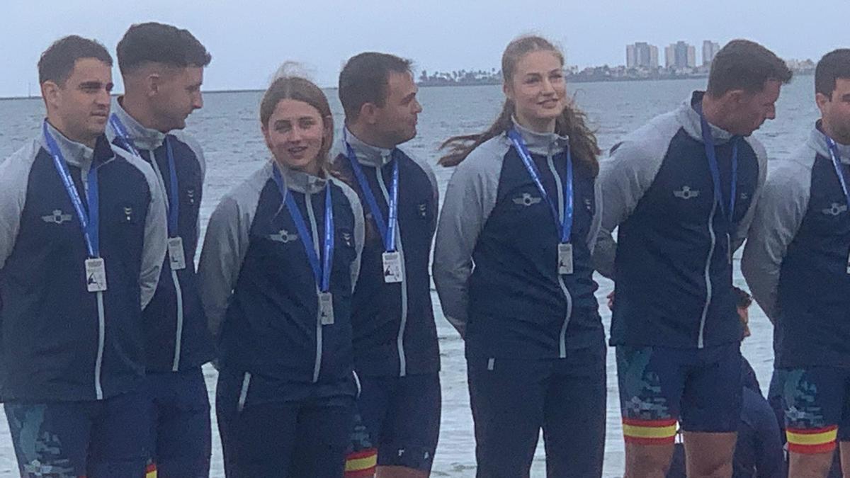 La princesa Leonor participa en la Regata Interuniversitaria en Santiago de La Ribera