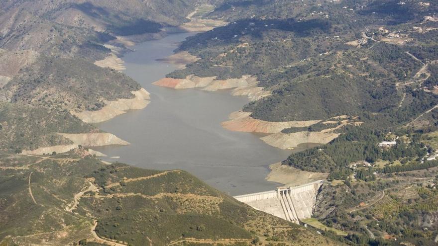 La Junta garantizará el agua en la Costa del Sol para un millón de habitantes