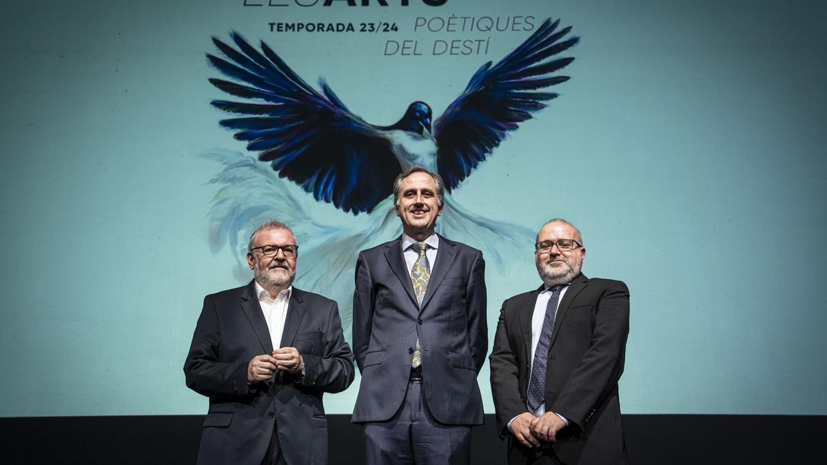 El director general de Les Arts, Jorge Culla; el presidente del Patronato, Pablo Font de Mora, y el director artístico, Jesús Iglesias.