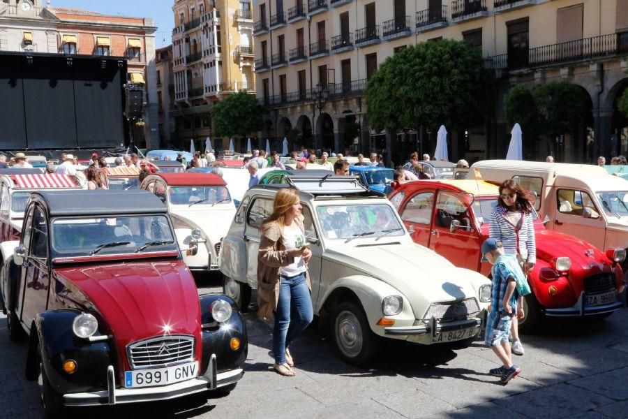 San Pedro 2016: Concentración Citröen 2CV