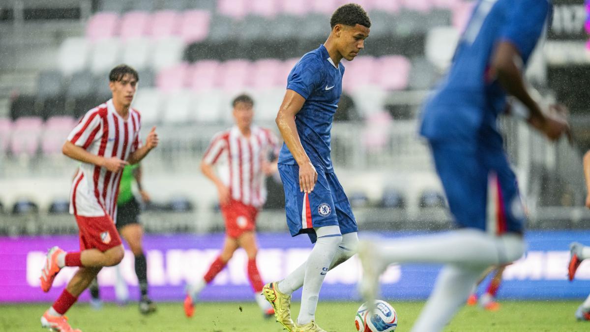 Nicoll-Jazuli contra el Atlético en la Messi Cup
