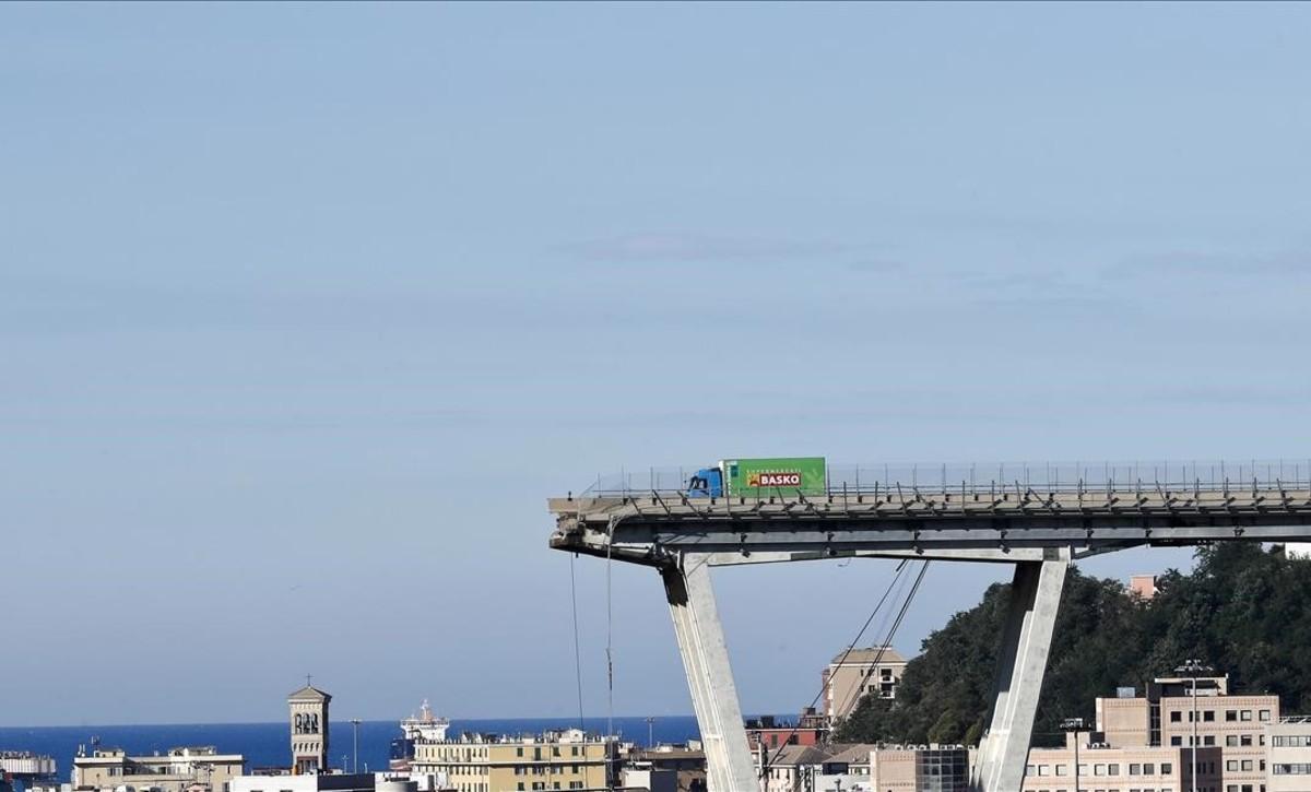 zentauroepp44668580 a view of the morandi highway bridge that collapsed in genoa180815131934