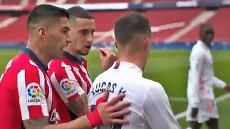 Casi llegan a las manos en el descanso del Atlético - Madrid