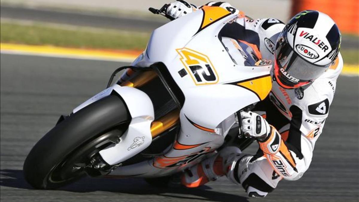 Rins se estrenó con la Suzuki en MotoGP