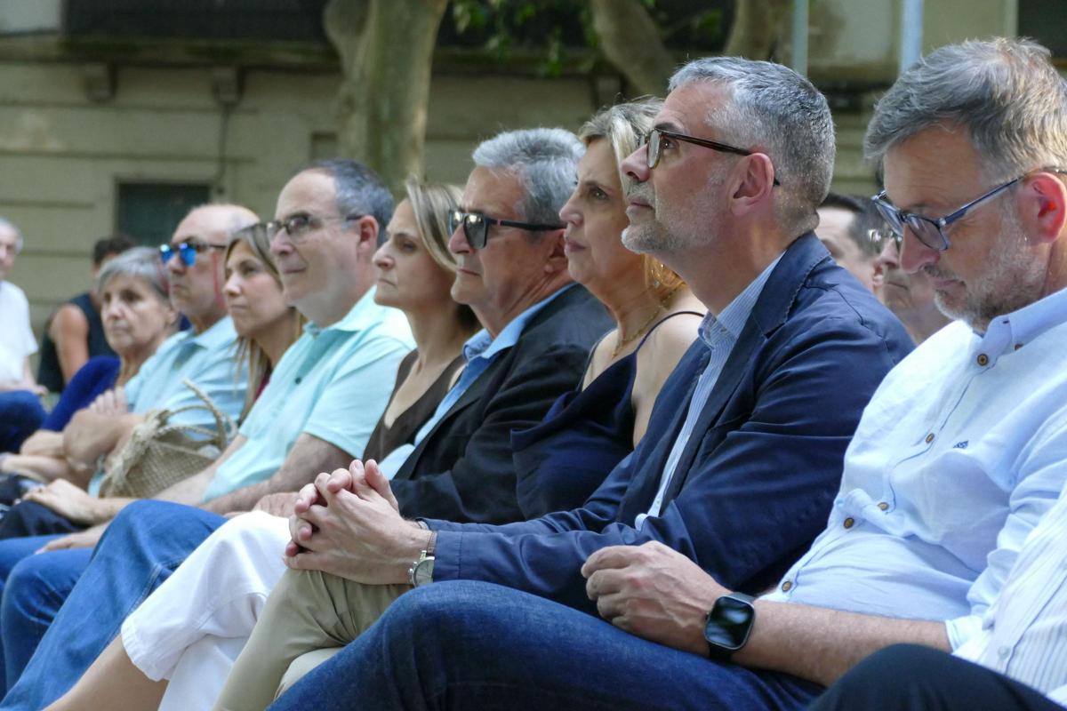 EN IMATGES | Jordi Masquef oficialitza la seva candidatura per a les eleccions municipals de 2027 a la plaça de l'Estació EN IMATGES | Jordi Masquef oficialitza la seva candidatura per a les eleccions municipals de 2027 a la plaça de l'Estació
