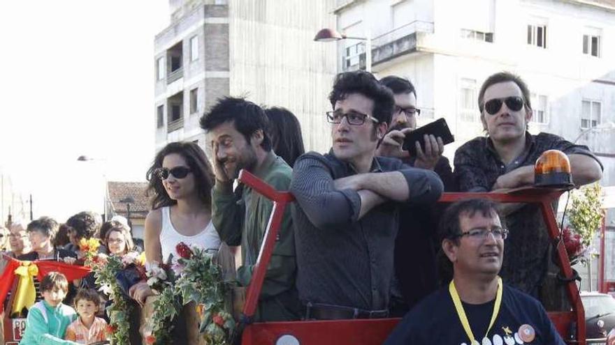 Desfile de &quot;chimpíns&quot;, en el pasado festival de Cans. // Ricardo Grobas