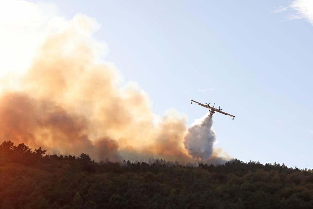 Arde la provincia de Ourense