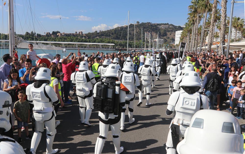 Tercer desfile de la Legión 501 por Málaga