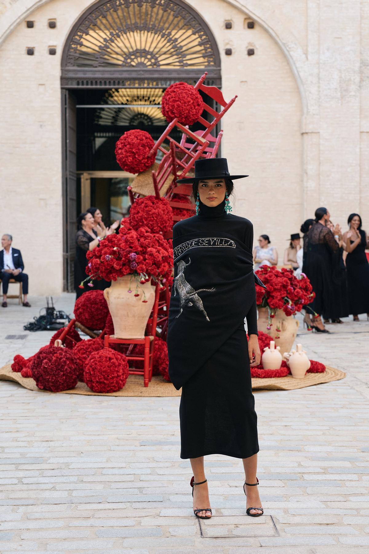 Todas las imágenes del desfile de Fabio Encinar en la Real Fábrica de Artillería de Sevilla