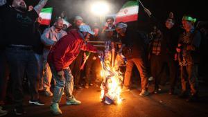 Teheran treu pit al retenir el control de l’estret d’Ormuz