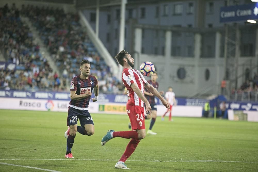 El Sporting desciende a Segunda