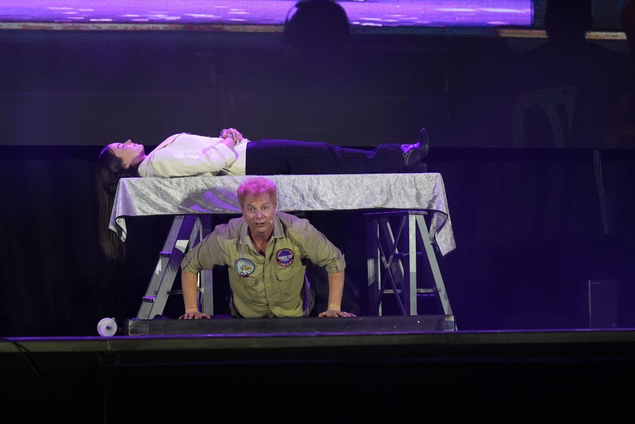 Galería de fotos de la gala del 50º aniversario de Grúas Tomás en Vila-real