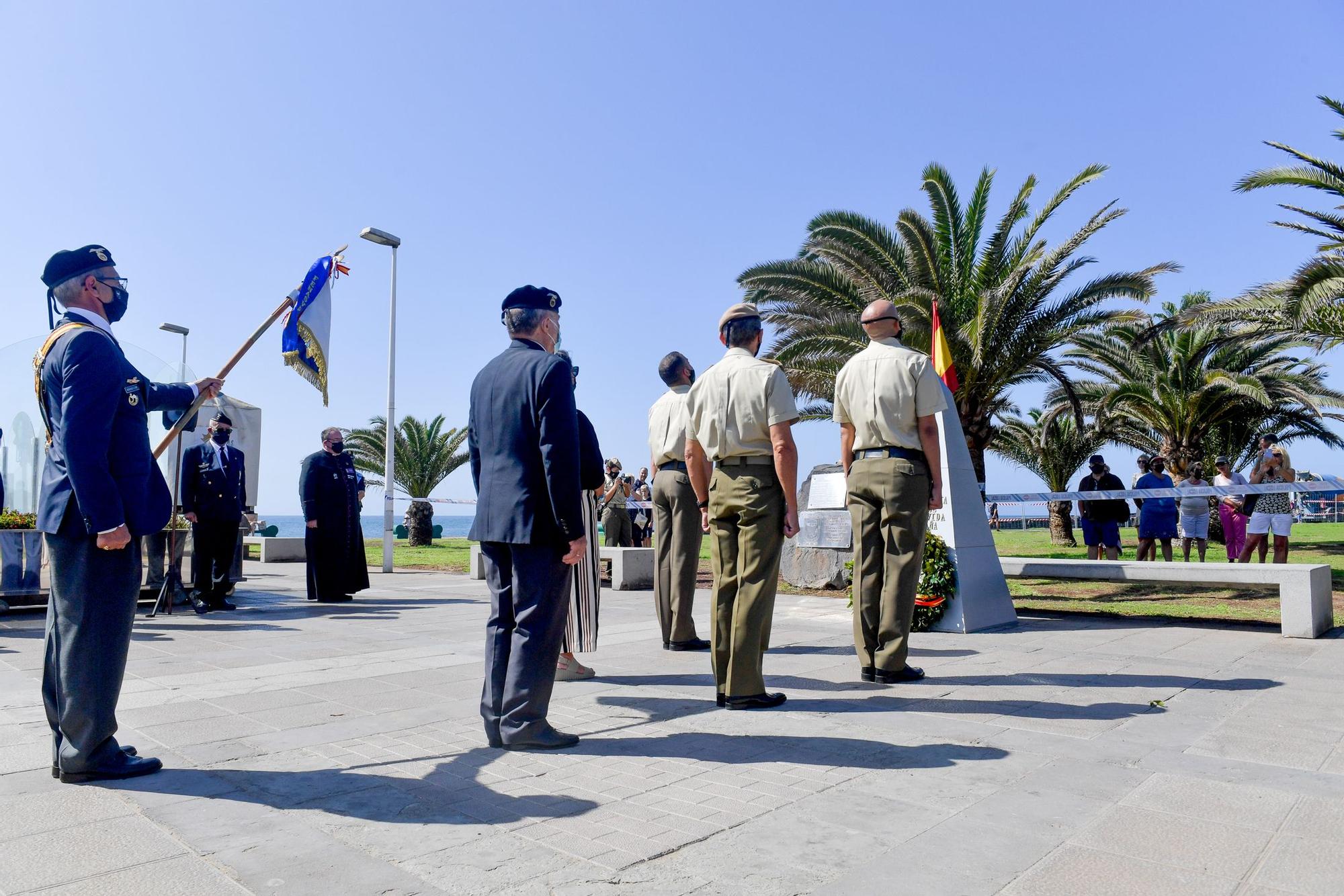 Acto de homenaje a los paracaidistas caídos en acto de servicio entre 1965 y 1979 en Maspalomas