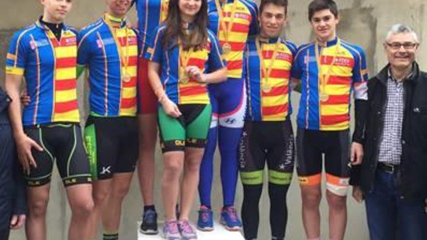 La Unión Ciclista Ilicitana suma 4 medallas en la Liga de Pista de la Comunidad