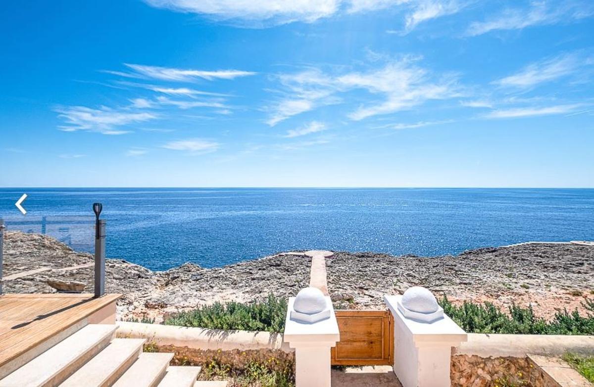 Acceso directo aal mar desde la casa de Cala Egos que ofrece el portal tucasa.com