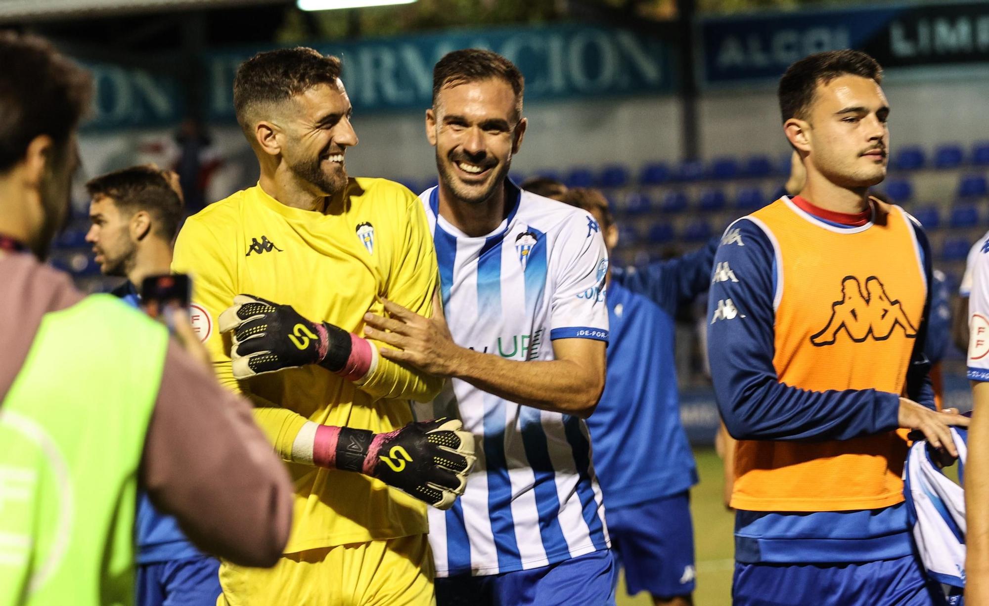 El Alcoyano vuela empujado por la afición