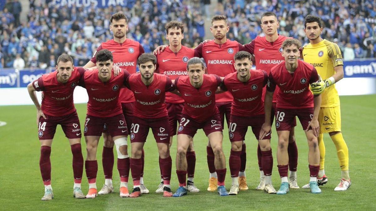 La foto del once que perdió el domingo en Oviedo y certificó el descenso del Andorra.