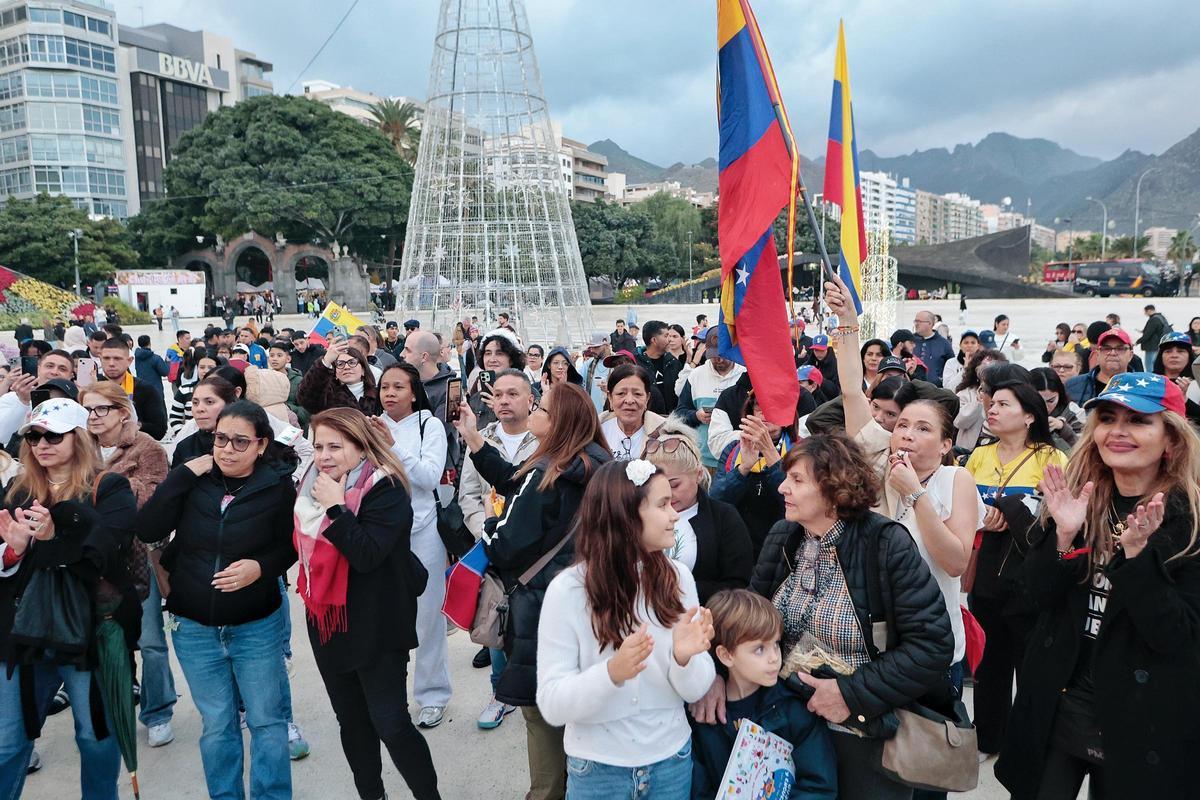 Concentración contra Maduro en plaza de España