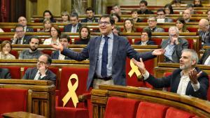 El Parlament legitima Puigdemont i no ratifica la DUI