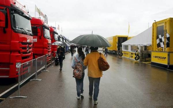 Fotogalería: Entrenamientos bajo la lluvia en Motorland