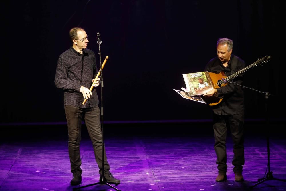 Zamora canta a Joaquín Díaz