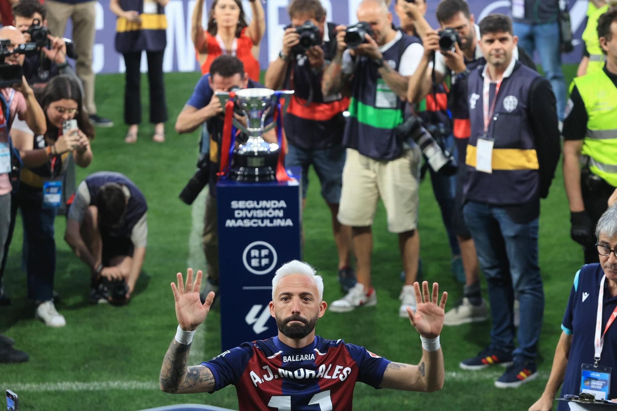 Las mejores imágenes de la celebración del Levante en el Ciutat