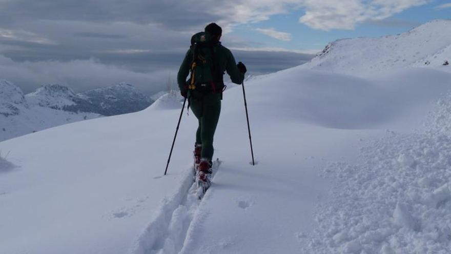 Una panorámica general del Puig Major nevado. |  RAFEL ANDREO