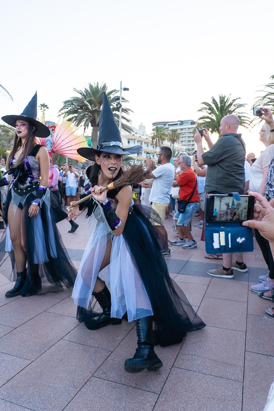 Celebración de las hogueras de San Juan en Playa del Inglés