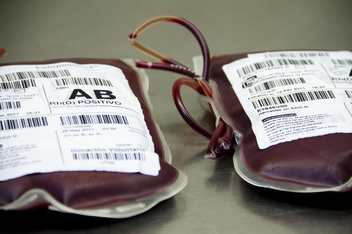 Beim Blut-Spenden werden 450 Milliliter entnommen.